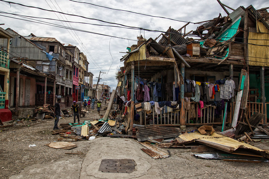 Haití: OCHA cifra en 350.000 a las personas que precisan ayuda urgente tras el huracán Matthew