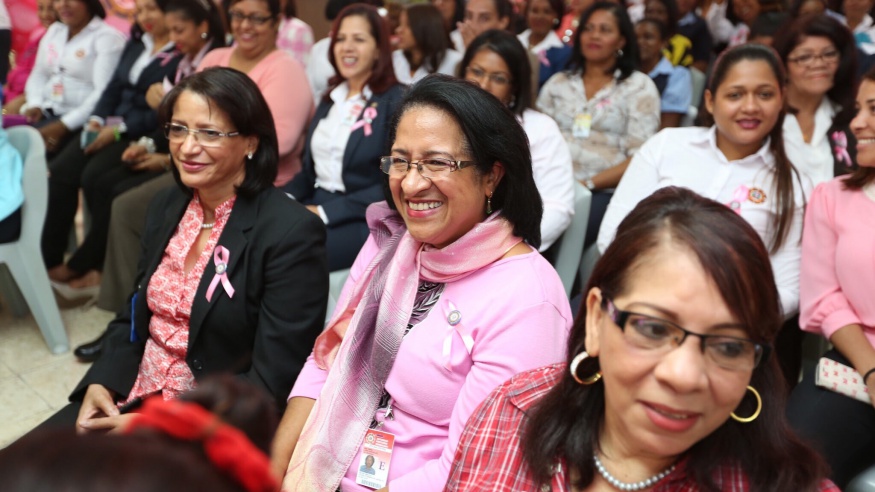 REPÚBLICA DOMINICANA: Empleadas Autoridad Portuaria reciben del Despacho de la Primera Dama mamografías gratis