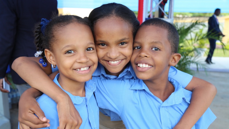 REPÚBLICA DOMINICANA: Una escuela nueva para Alma Rosa; 945 estudiantes irán a Jornada Escolar Extendida