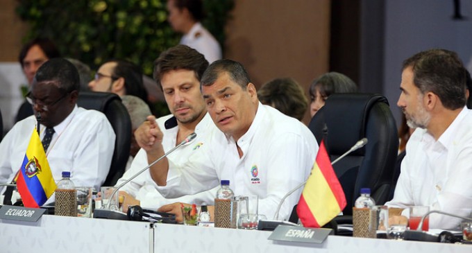 Presidente Correa plantea duplicar inversión regional para la investigación hasta el 2020