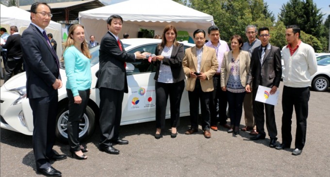 ECUADOR: El Gobierno de Japón donó 51 vehículos ecológicos para promover las buenas prácticas ambientales en el país