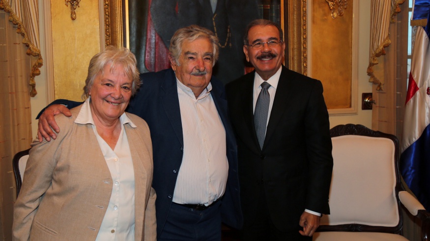 REPÚBLICA DOMINICANA: Pepe Mujica: No sé cómo hacen con impuestos tan bajos; gobierno Danilo es milagroso