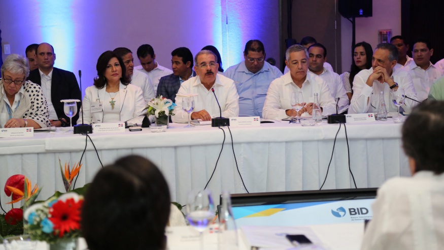 REPÚBLICA DOMINICANA: Danilo Medina: Las políticas sociales del gobierno dinamizan la economía dominicana