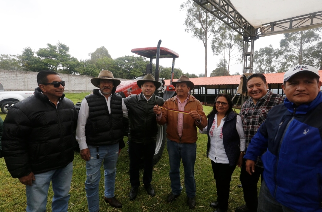 El Gobierno Nacional Respalda el Trabajo de los Agricultores de Pichincha y Cotopaxi con la Entrega de Herramientas