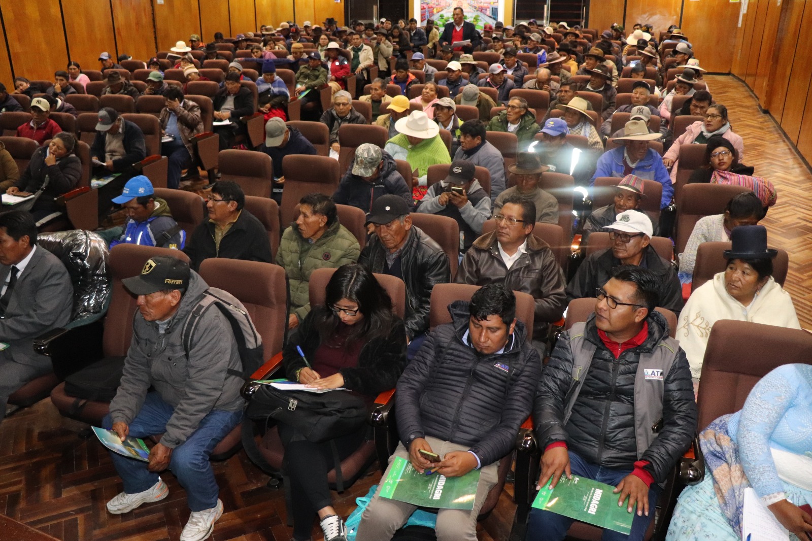 ANA refuerza la gestión sostenible del agua potable en el sur de Puno con foro especializado
