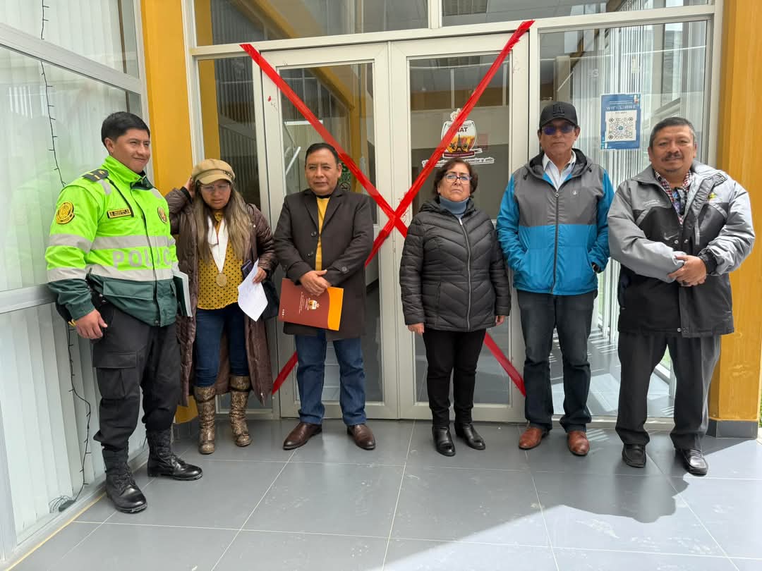 PERÚ: Presidente de la UNAT supervisa acta de internamiento del segundo Examen Sumativo con presencia fiscal y policíal
